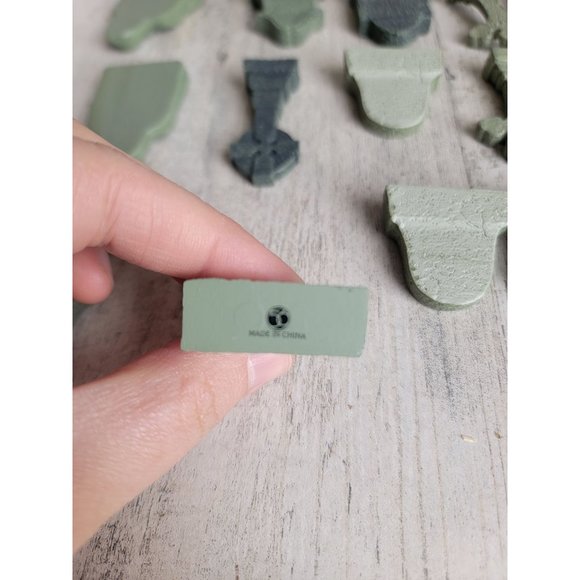 Dept 56 graveyard tombstones set cross Halloween Rip - Picture 9 of 10